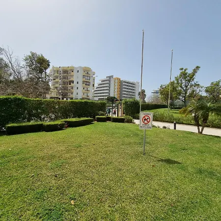 Encantador Com Piscina Aquecida Portimao