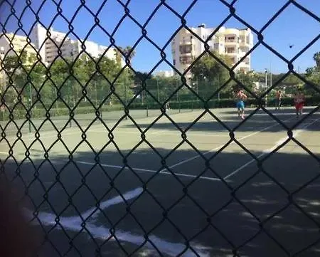 Encantador Com Piscina Aquecida * Портиман