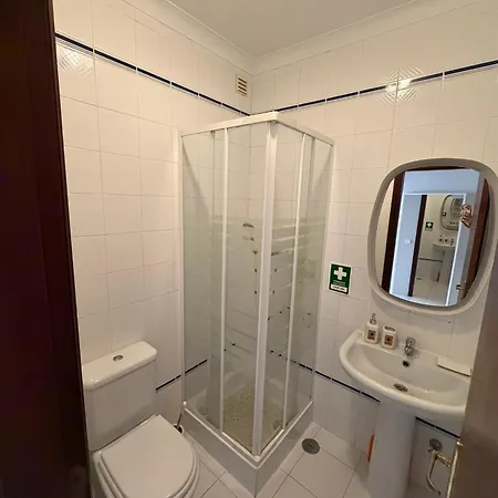 Encantador Com Piscina Aquecida * Portimão