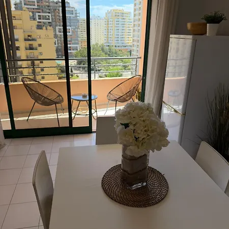 Encantador Com Piscina Aquecida Lägenhet Portimão