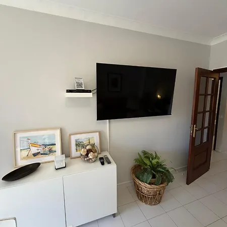 Encantador Com Piscina Aquecida