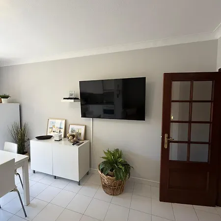 Encantador Com Piscina Aquecida * Portimão