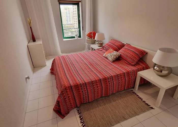 アパート Encantador Com Piscina Aquecida ポルティマン