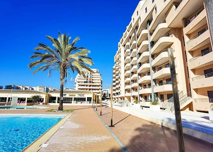 Encantador Com Piscina Aquecida アパート